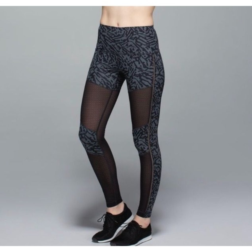 Lululemon Hot To Street Tight 6 Brushed Animal Coal Black Gray Luxtreme Mesh